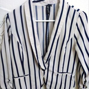 Cute Vertical stripes. Hip 1 button fastener. medium top from Spacegirlz. Blue